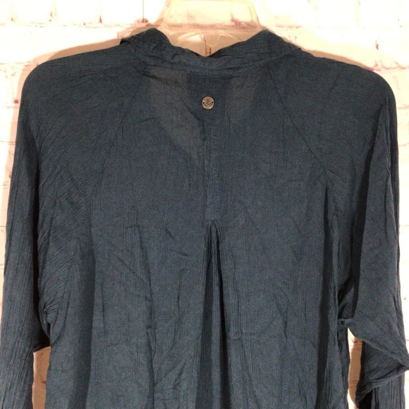 Prana Long Sleeve Button Down Top with Pockets - Size Medium - Picture 5 of 8